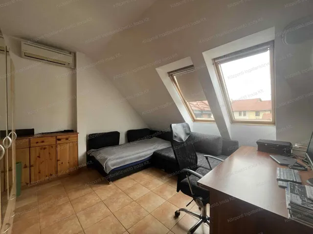 Eladó lakás Tata 161 nm