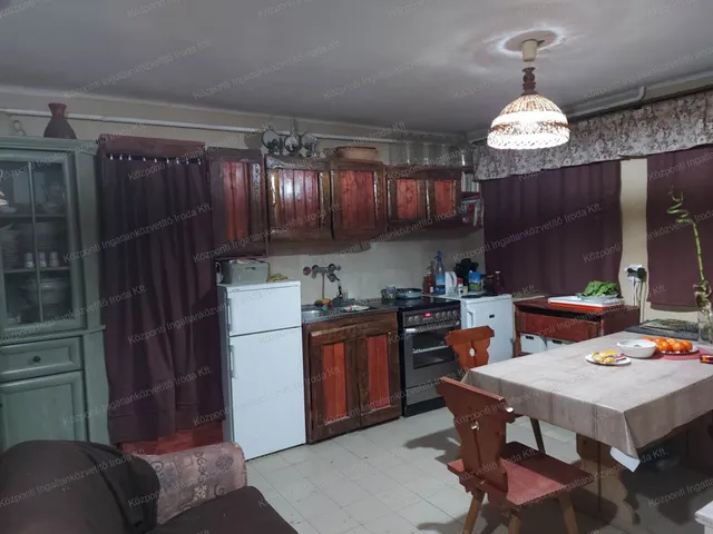 Eladó mezőgazdasági ingatlan Héreg 96 nm