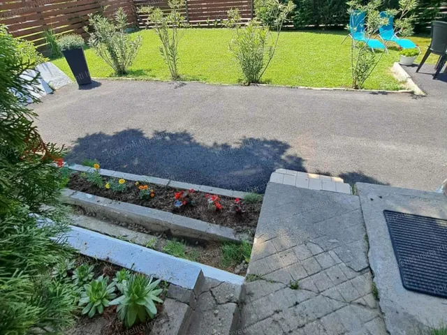 Eladó üdülő és hétvégi ház Tatabánya 30 nm