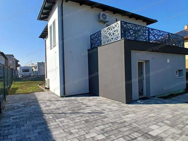 Eladó ház Siófok, Sóstó 168 nm