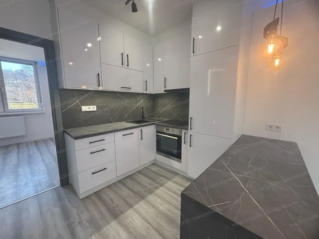 Kiadó lakás Tatabánya, Újváros 55 nm