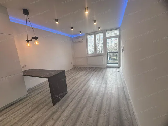 Kiadó lakás Tatabánya, Újváros 55 nm