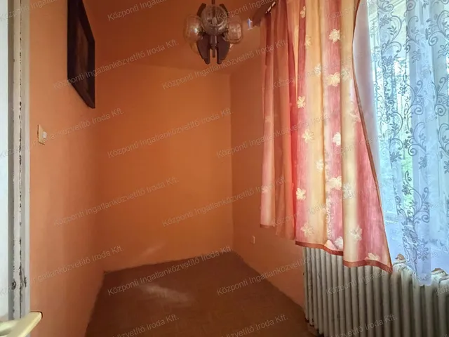 Eladó lakás Tatabánya, Újváros 49 nm