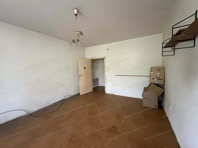 Eladó lakás Tatabánya, Újváros, Fő tér 49 nm