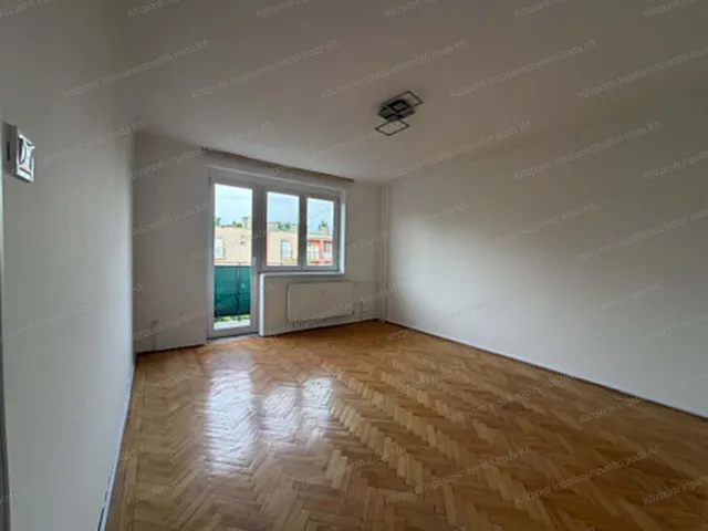 Kiadó lakás Tatabánya, Óváros 32 nm