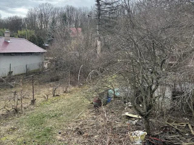 Eladó nyaraló Tatabánya, Felsőgalla 60 nm