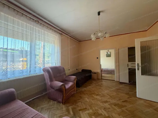 Kiadó ház Tata 148 nm