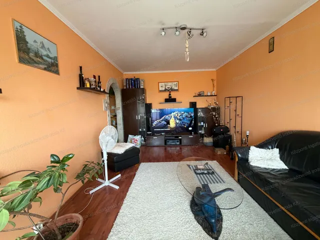 Eladó lakás Tatabánya, Gál István-lakótelep 55 nm