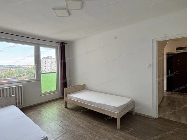 Eladó lakás Tatabánya, Sárberek 49 nm