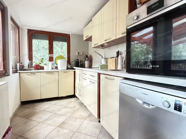 Eladó ház Tatabánya, Bánhida 120 nm