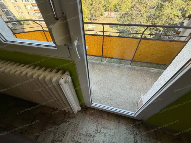 Eladó lakás Tatabánya, Kertvárosi lakótelep 50 nm