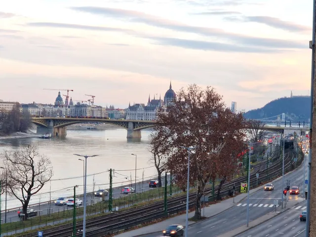 Eladó lakás Budapest II. kerület, Újlak II. ker. 58 nm