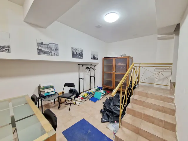 Kiadó kereskedelmi és ipari ingatlan Budapest IX. kerület, Belső Ferencváros 60 nm