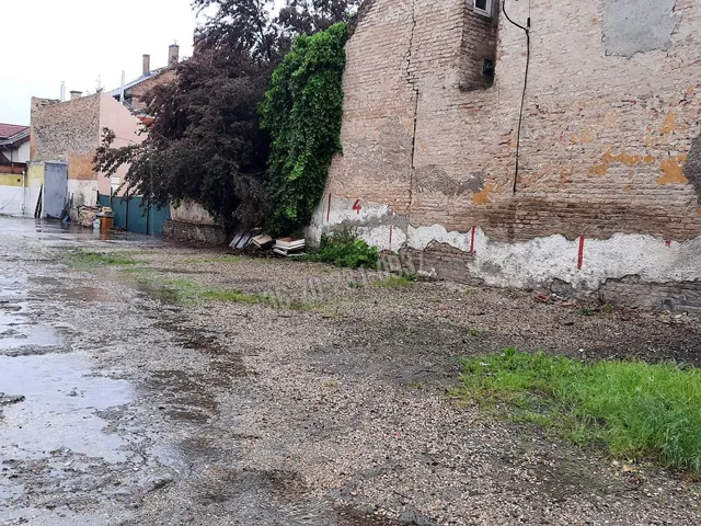 Eladó telek Budapest XIX. kerület 728 nm