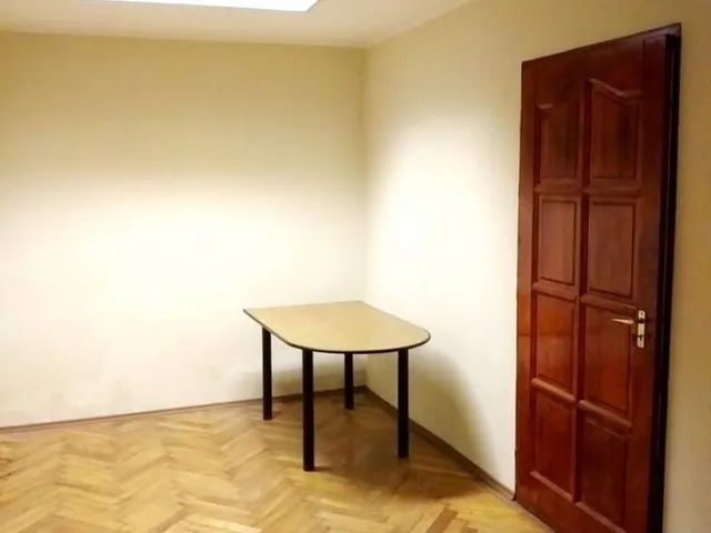 Eladó kereskedelmi és ipari ingatlan Kaposvár, Belváros 400 nm