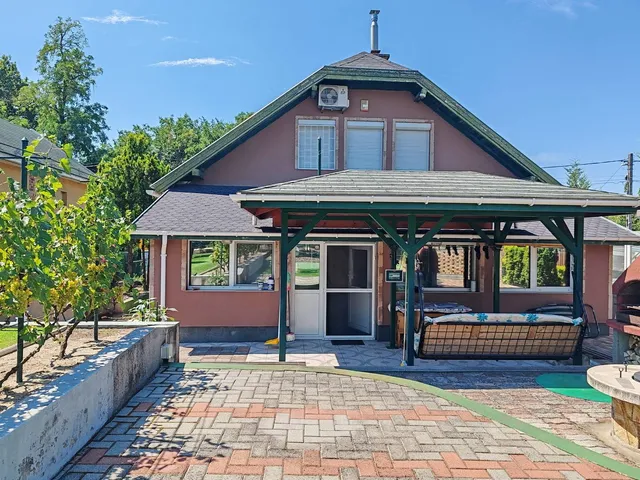 Eladó ház Szigetszentmiklós, Bucka 200 nm