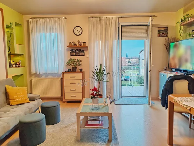 Eladó lakás Budapest XX. kerület, Pacsirtatelep 53 nm