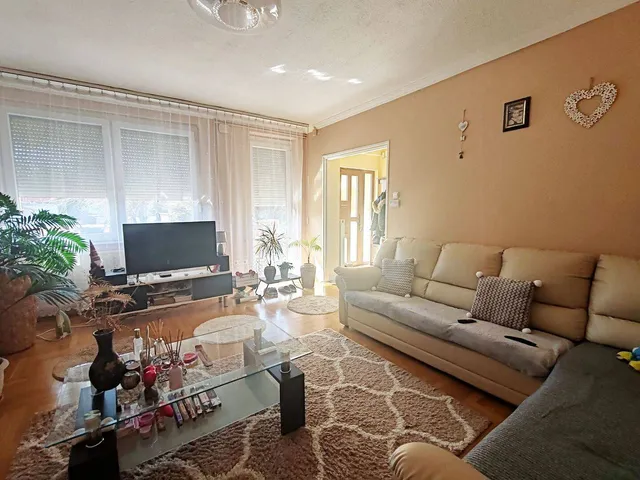 Eladó ház Budapest XXI. kerület, Királyerdő 146 nm