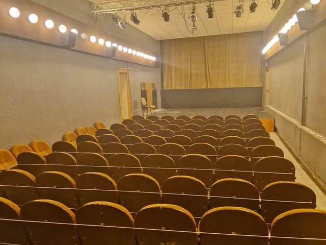 Eladó kereskedelmi és ipari ingatlan Budapest VII. kerület 351 nm