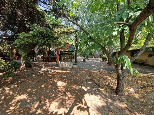 Eladó kereskedelmi és ipari ingatlan Budapest XVIII. kerület 916 nm