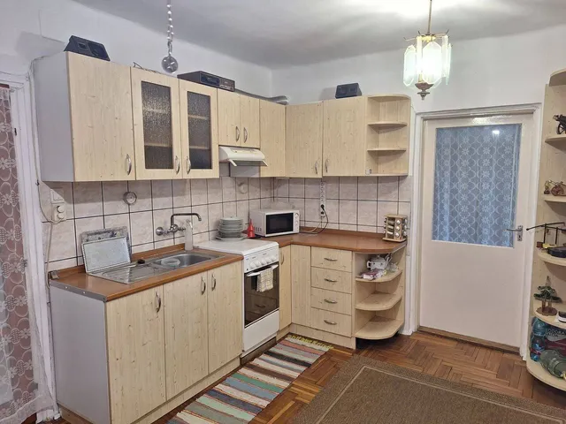 Eladó ház Budapest XXI. kerület, Háros 61 nm