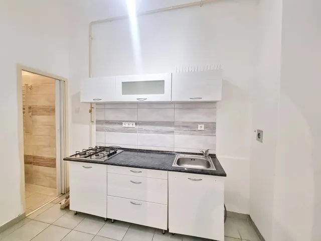 Eladó lakás Budapest VIII. kerület, Diószegi Sámuel utca 26 nm