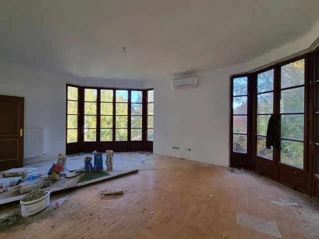 Eladó lakás Budapest II. kerület 180 nm