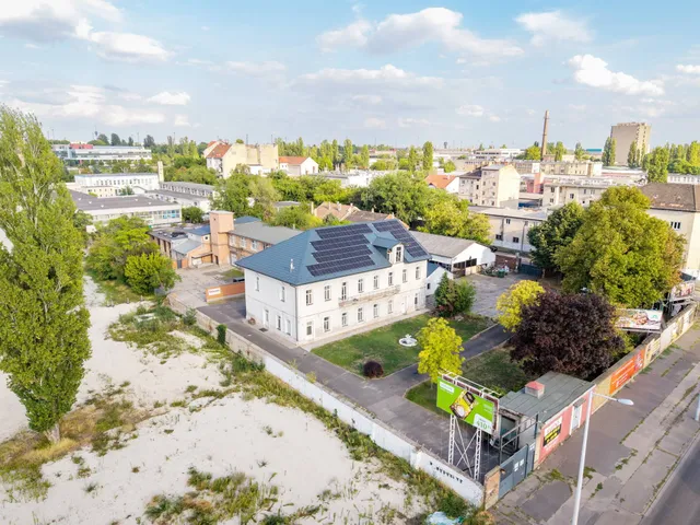 Eladó kereskedelmi és ipari ingatlan Budapest IX. kerület 2230 nm