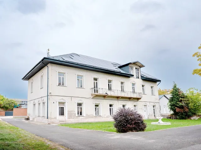 Eladó kereskedelmi és ipari ingatlan Budapest IX. kerület, Belső Ferencváros 2230 nm