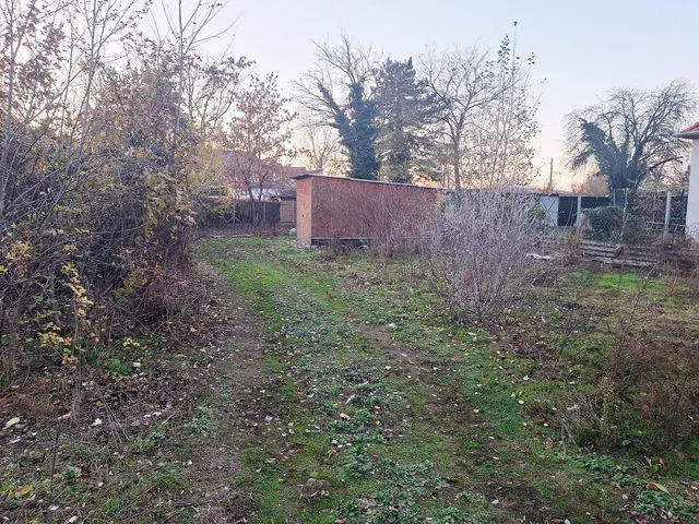 Eladó telek Budapest XXI. kerület 737 nm