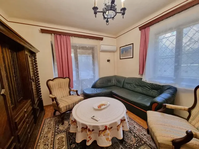 Kiadó lakás Budapest XII. kerület, Mártonhegy 50 nm