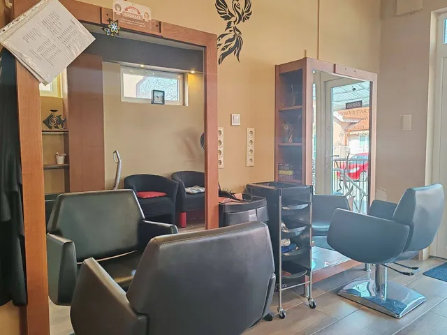 Eladó kereskedelmi és ipari ingatlan Budapest XXI. kerület 55 nm