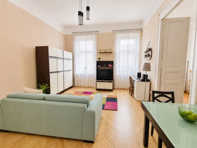 Eladó lakás Budapest VIII. kerület, Losoncinegyed, Baross utca