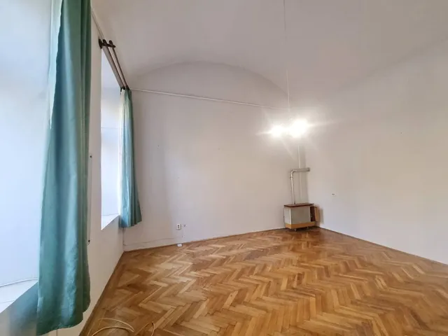 Eladó lakás Budapest IX. kerület, Soroksári út 32 nm