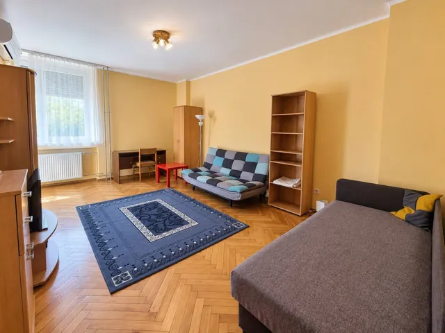 Kiadó lakás Budapest VIII. kerület, Palotanegyed 61 nm