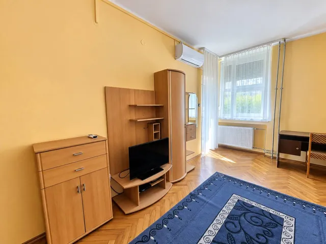 Kiadó lakás Budapest VIII. kerület, Palotanegyed 61 nm