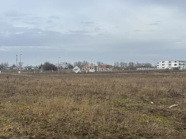 Eladó kereskedelmi és ipari ingatlan Budapest XV. kerület 3291 nm