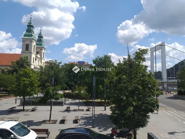 Kiadó kereskedelmi és ipari ingatlan Budapest V. kerület 105 nm
