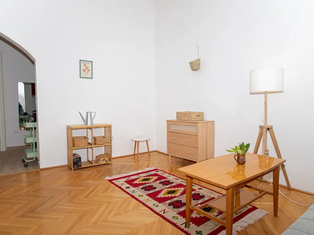 Eladó lakás Budapest VI. kerület 42 nm