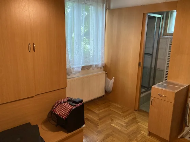 Kiadó ház Budapest XVII. kerület 240 nm