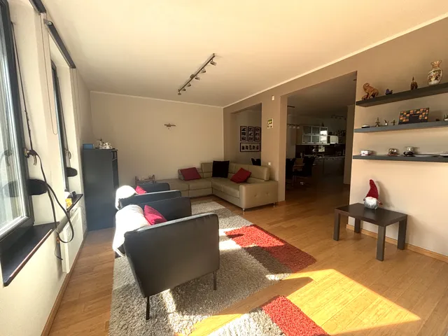 Eladó ház Pécel 210 nm