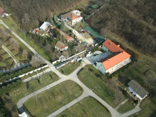 Eladó telek Törökbálint 164000 nm