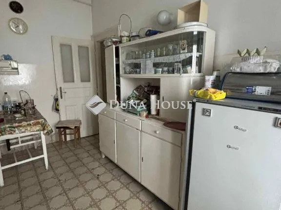 Eladó lakás Budapest IX. kerület, Üllői út 86 nm