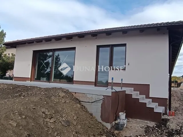 Eladó ház Érd 209 nm