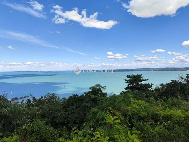 Eladó ház Tihany 272 nm