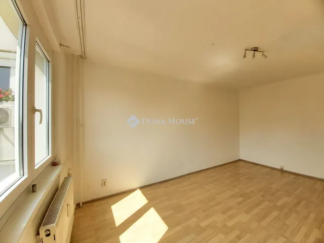 Eladó lakás Budapest XXII. kerület, Tűzliliom utca 49 nm