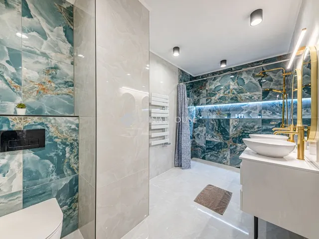 Eladó lakás Budapest VI. kerület, Paulay Ede utca 133 nm