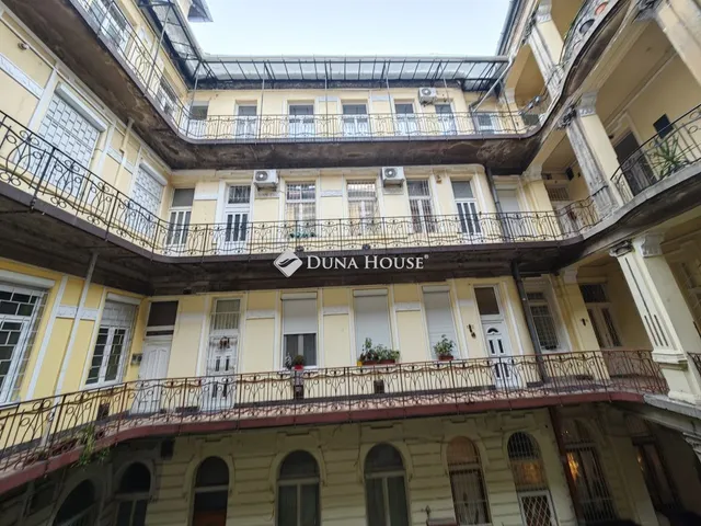 Eladó lakás Budapest VIII. kerület, Somogyi Béla utca 42 nm