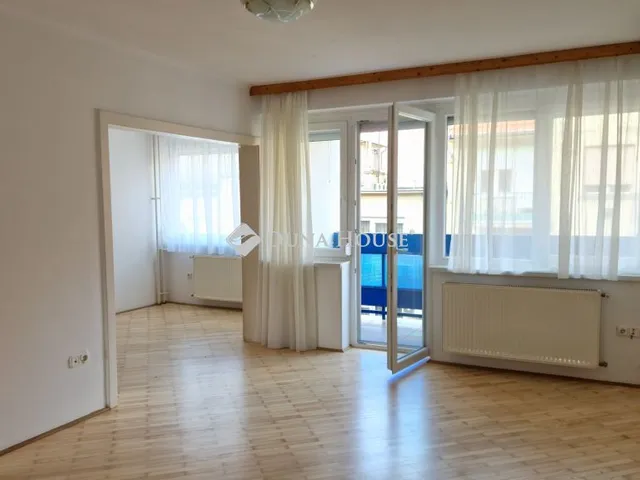 Kiadó lakás Budapest XI. kerület 64 nm