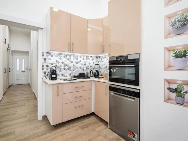 Kiadó lakás Budapest VI. kerület, Andrássy út 55 nm